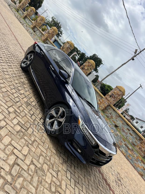 Honda Accord Touring 2018 Blue