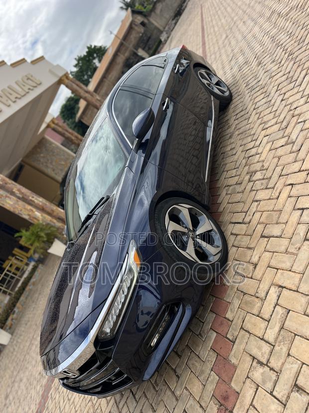 Honda Accord Touring 2018 Blue