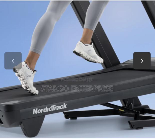 Nordic-Track 2450 Treadmill Commercial photo 7