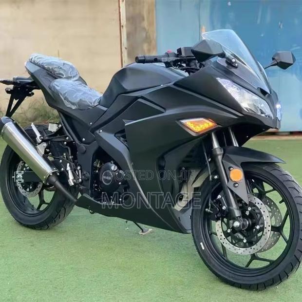 Motorcycle 2024 Black · Photo 4