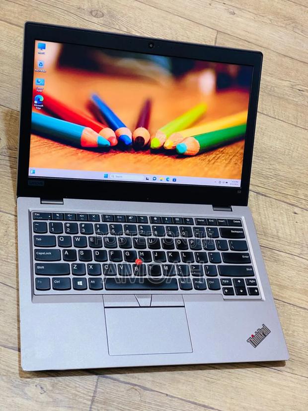 Laptop Lenovo 8GB Intel Pentium SSD 128GB photo 3