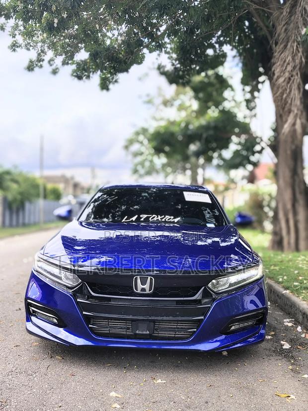Honda Accord Sport (2.0L 4cyl Turbo 10A) 2019 Blue