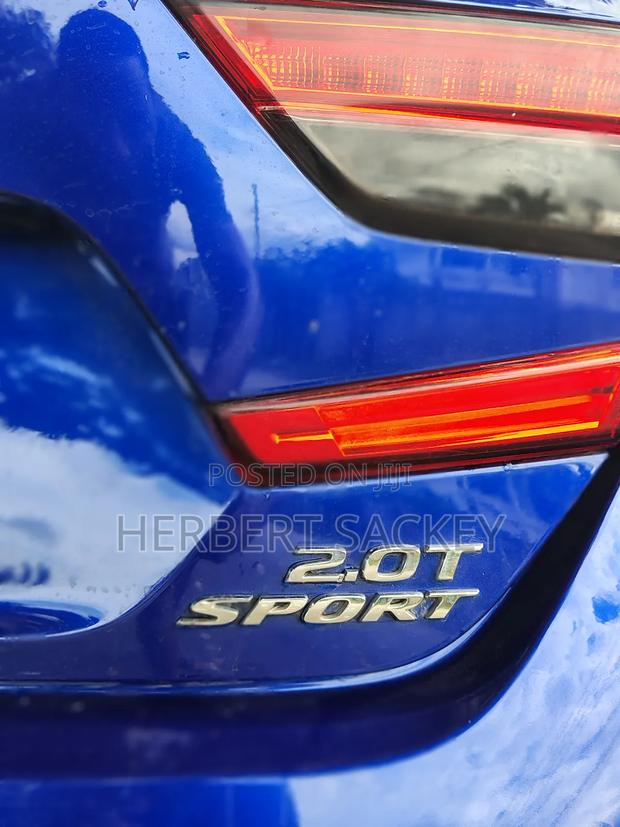 Honda Accord Sport (2.0L 4cyl Turbo 10A) 2019 Blue