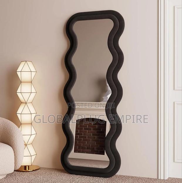 Wobble Dressing Mirror Stylish Durable photo 2