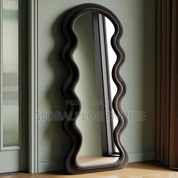 Wobble Dressing Mirror Stylish Durable photo 5