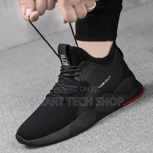 Black Red Breathable Soft Safety Work Shoes With Steel Toe And Kevlar photo 5