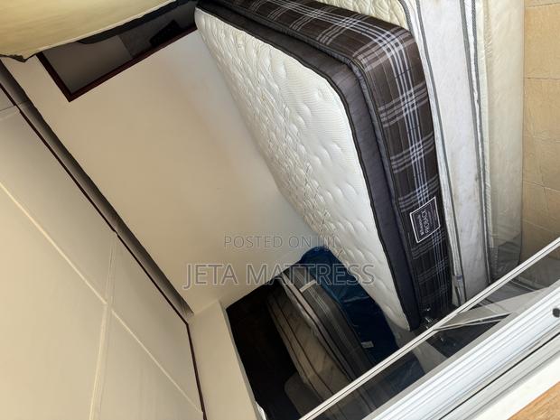 14 Inches Sealy Proback King Side Mattress.(76/80/14)