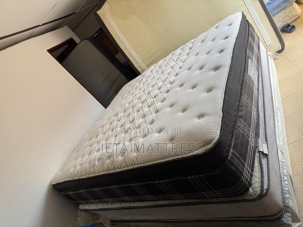 14 Inches Sealy Proback King Side Mattress.(76/80/14) photo 6