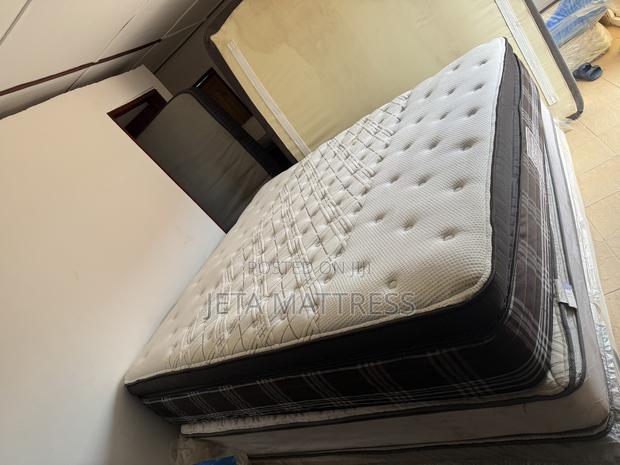14 Inches Sealy Proback King Side Mattress.(76/80/14) photo 3