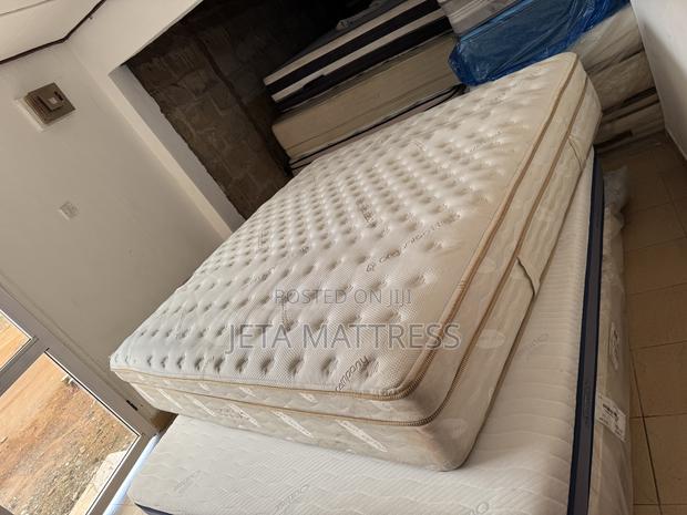 14 Inches Saatva King Size(76/80/14)”