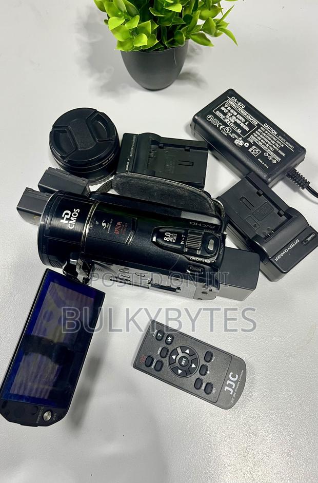 Canon Vixia HFS 20 + Accessories photo 4