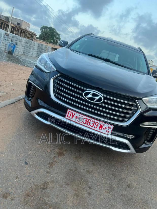 Hyundai Santa Fe SE AWD 2017 Black