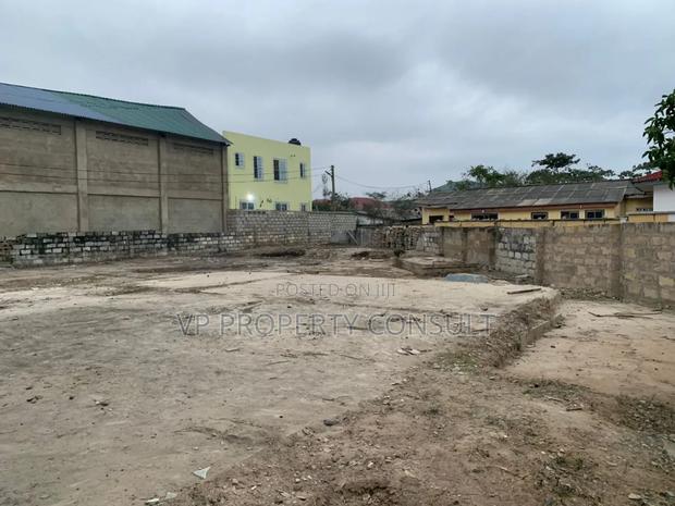 1 Plot of Land for Sale at South Labadi Estate · Photo 3