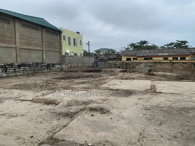 1 Plot of Land for Sale at South Labadi Estate · Photo 4