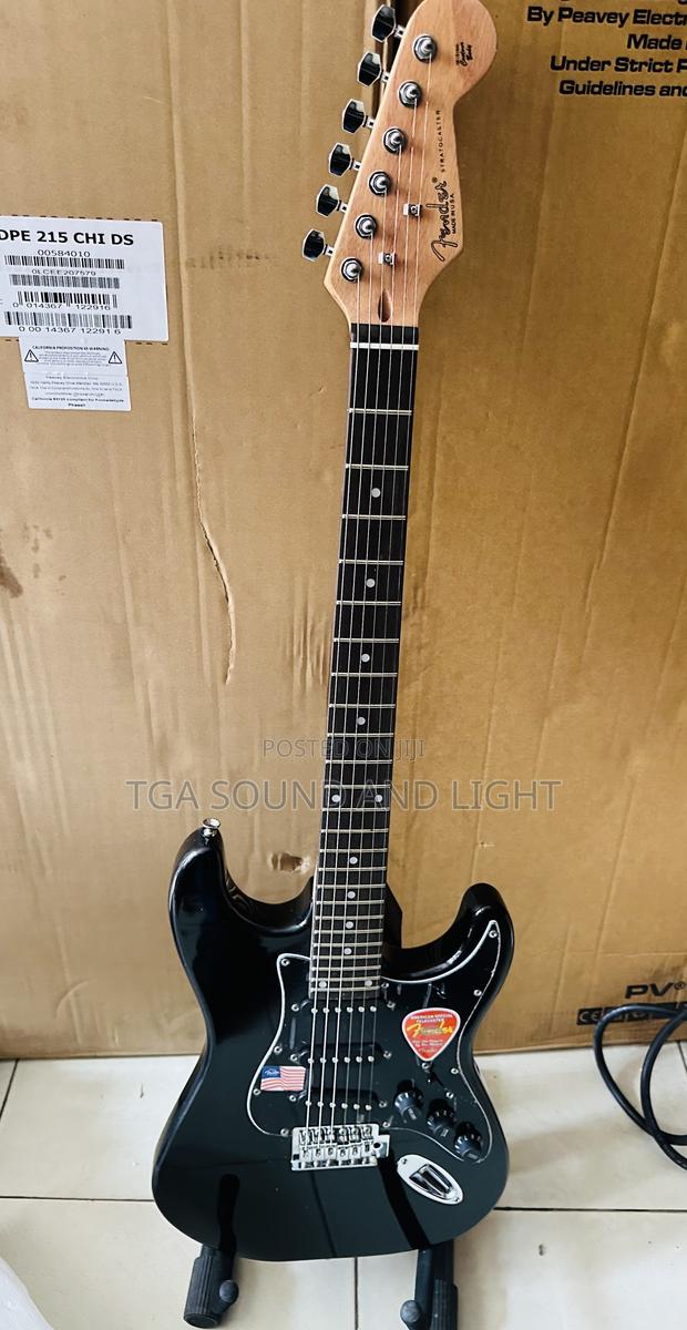Fender Electric Guitar · Photo 4