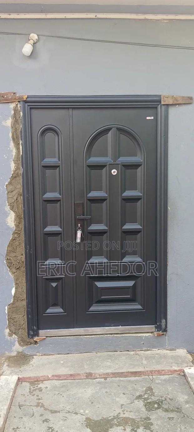All Metal Security Door for Internal and External Use and Handles · Photo 2