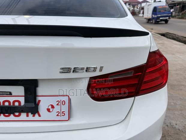 BMW 328i 2013 White
