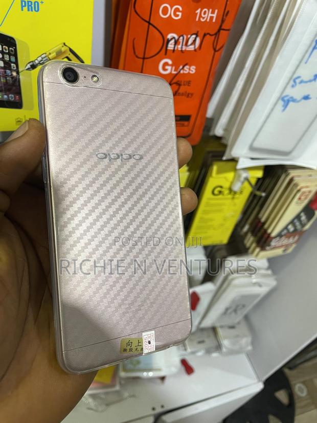 New Oppo A57 64 GB Gray photo 2
