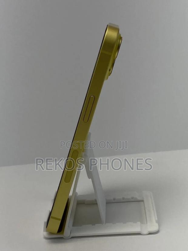 New Apple iPhone 14 128 GB Yellow photo 6
