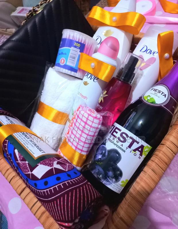 Hamper and Gift Packages photo 3