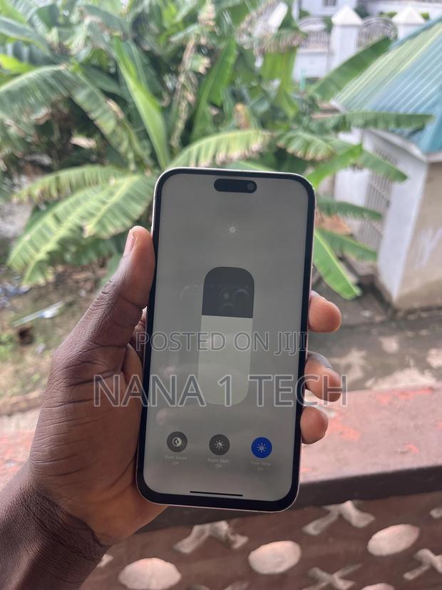 Apple iPhone 15 Plus 128 GB Pink