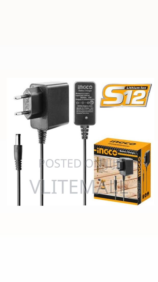 S12 Battery Charger Fcli12071 · Photo 2