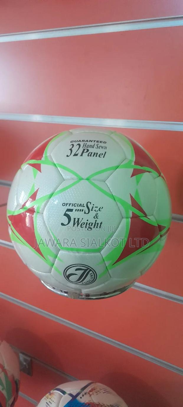 Juglani Brand Soccer Ball Size 5 High Export Quality photo 2