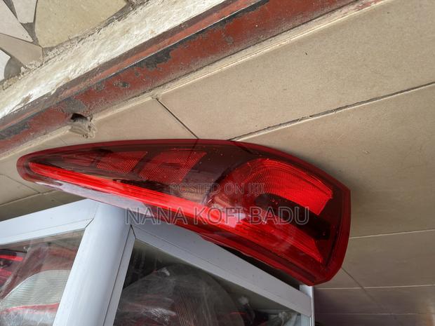 Kia Sportage 2017-2019 Taillight Original (Used)