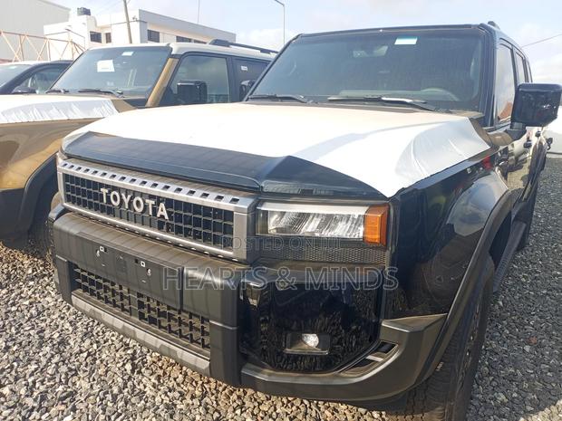 New Toyota Land Cruiser Prado 2.8 2025 Black photo 2