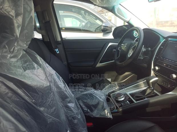 New Toyota Land Cruiser Prado 2.8 2025 Black photo 12
