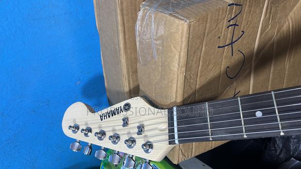 Yamaha Lead Guitar · Photo 4