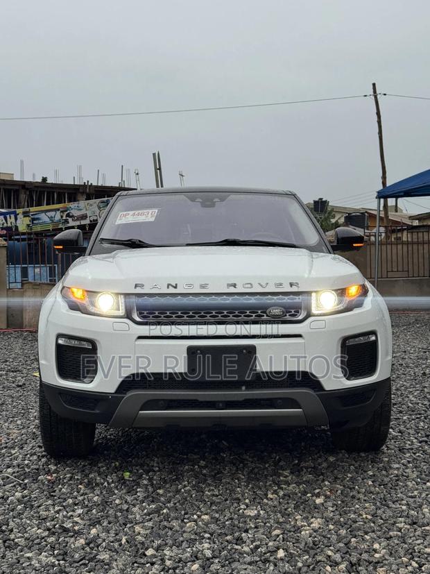 Land Rover Range Rover Evoque HSE 5dr 4x4 (2.0L 4cyl 9A) 2016 White