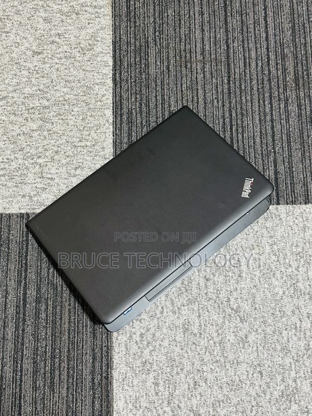 Laptop Lenovo ThinkPad Edge E555 8GB Intel Core i5 SSD 256GB photo 3