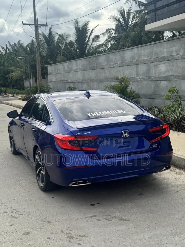 Honda Accord Sport (2.0L 4cyl Turbo 10A) 2019 Blue