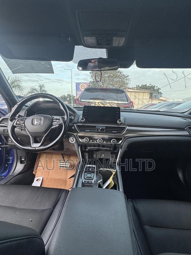 Honda Accord Sport (2.0L 4cyl Turbo 10A) 2019 Blue