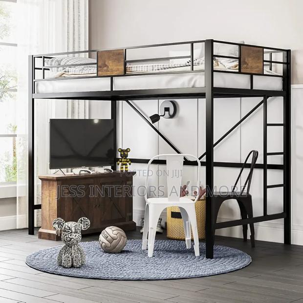 Bunk Bed (Twin Size)Sha Cerlin