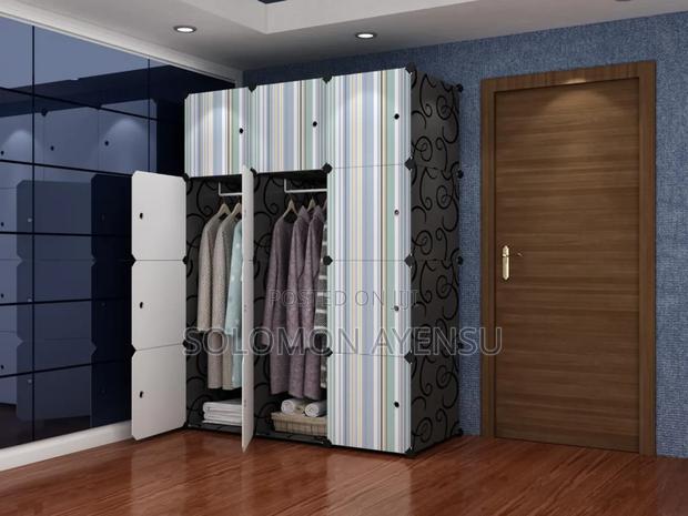 Quality 12 Cubes Plastic Wardrobe · Photo 3