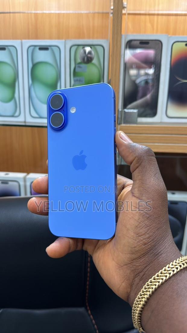 Apple iPhone 16 Plus 128 GB Blue · Photo 2
