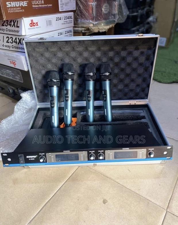 Shure U-6600 Uhf Wireless Microphone · Photo 2