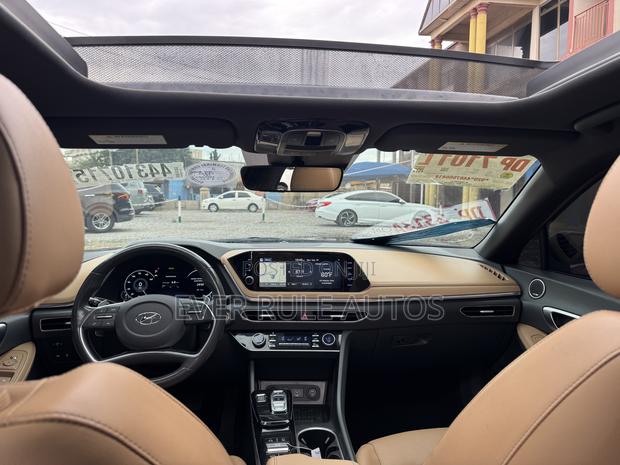 Hyundai Sonata Limited 2021 Red