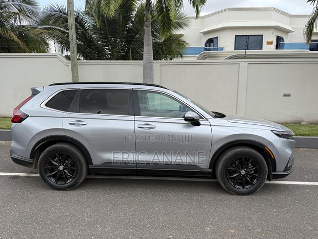 Honda CR-V 2023 Silver