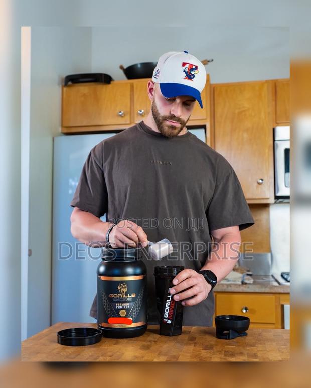 Gorilla Whey Protein Supplement · Photo 2