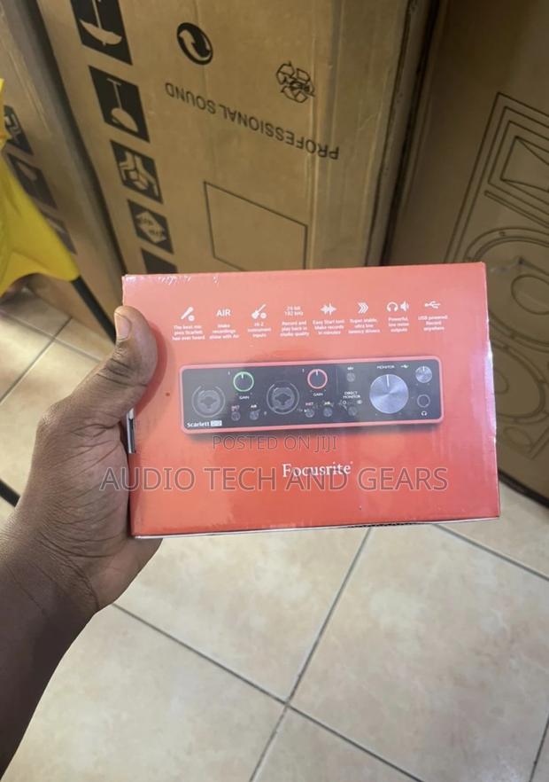 Focusrite Scarlet 2i2 3rd Gen Soundcard · Photo 4