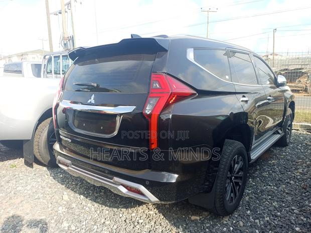 New Mitsubishi Montero Sport 2025 Black