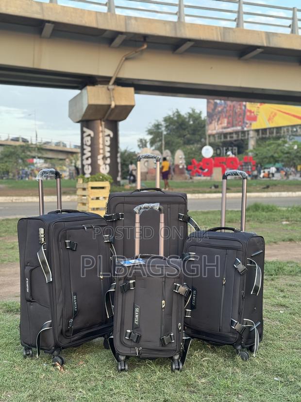 Material Trolling Traveling Bags 4 in 1 Xl/L/M/S Luggage · Photo 4
