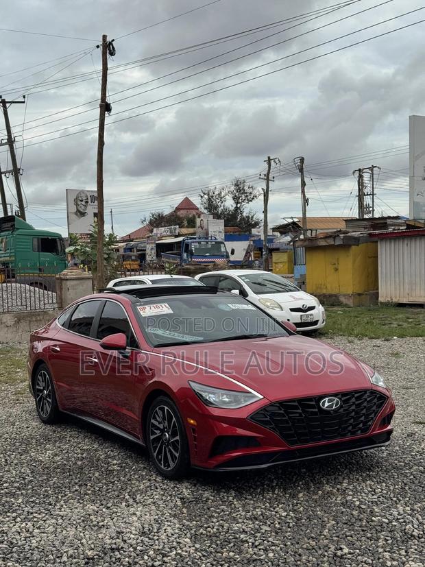 Hyundai Sonata Limited 2021 Red
