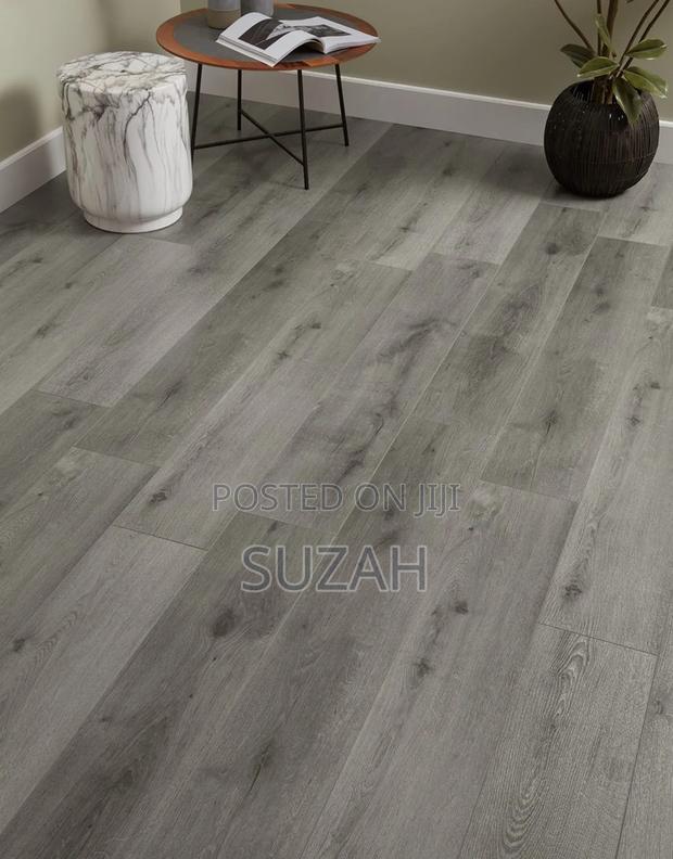 Five Square Meters Dimensioned Vinyl