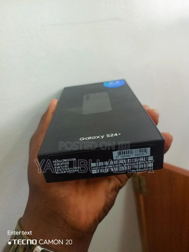 New Samsung Galaxy S24 Plus 256 GB Black · Photo 2