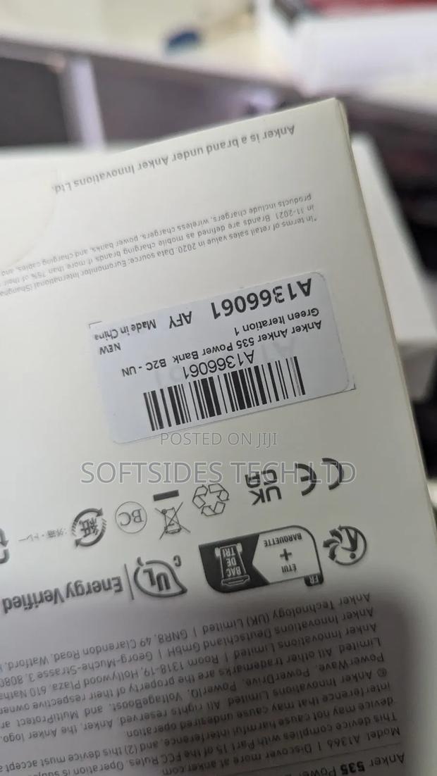 Beautiful Anker Power Bank With 20000 Capacity for Quick Charge photo 2