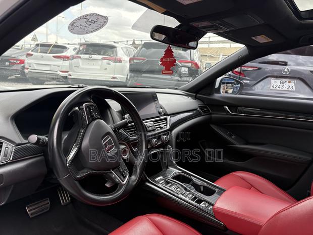 Honda Accord Sport 2.0T 2021 White